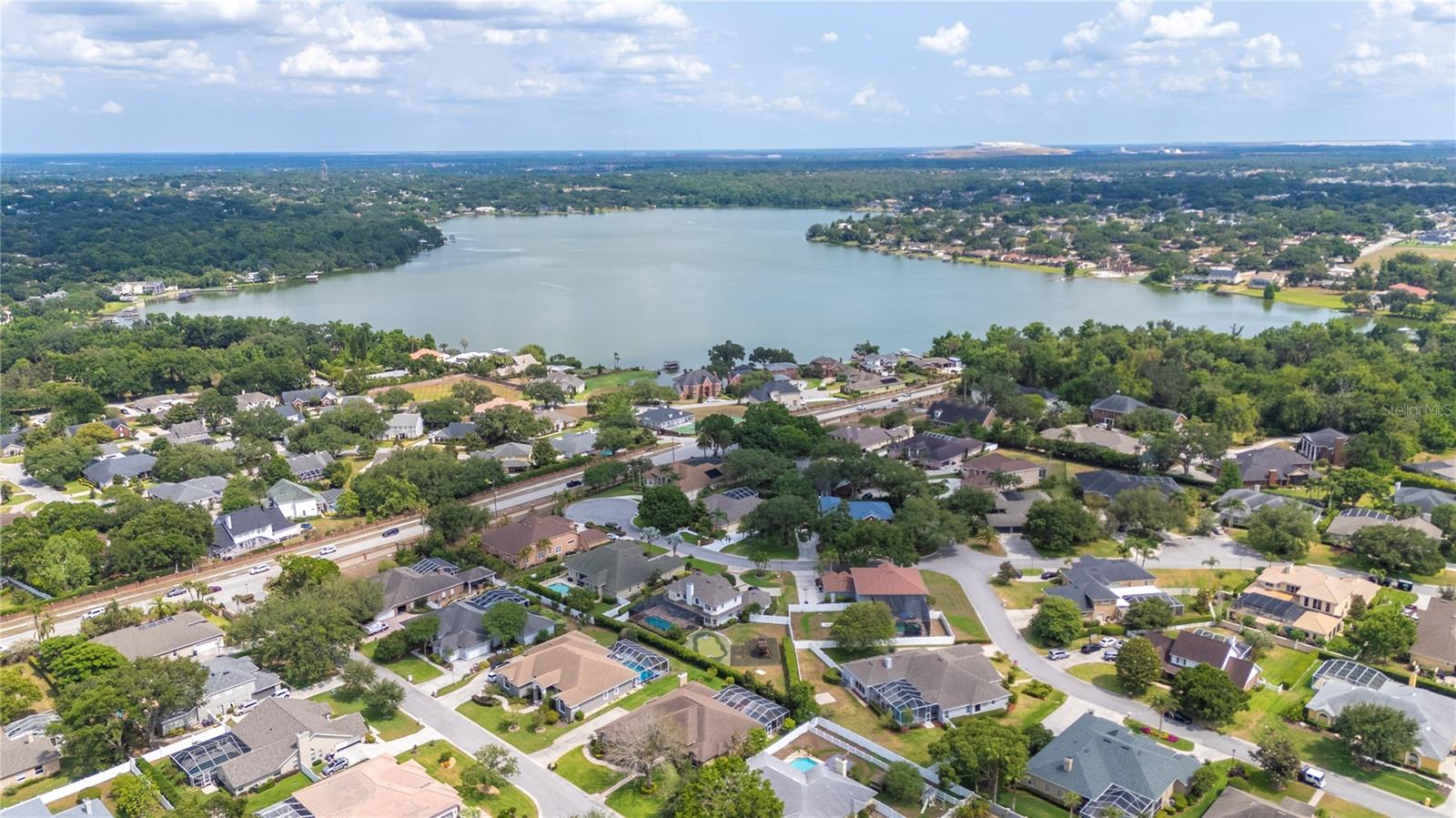 715 HANOVER CT