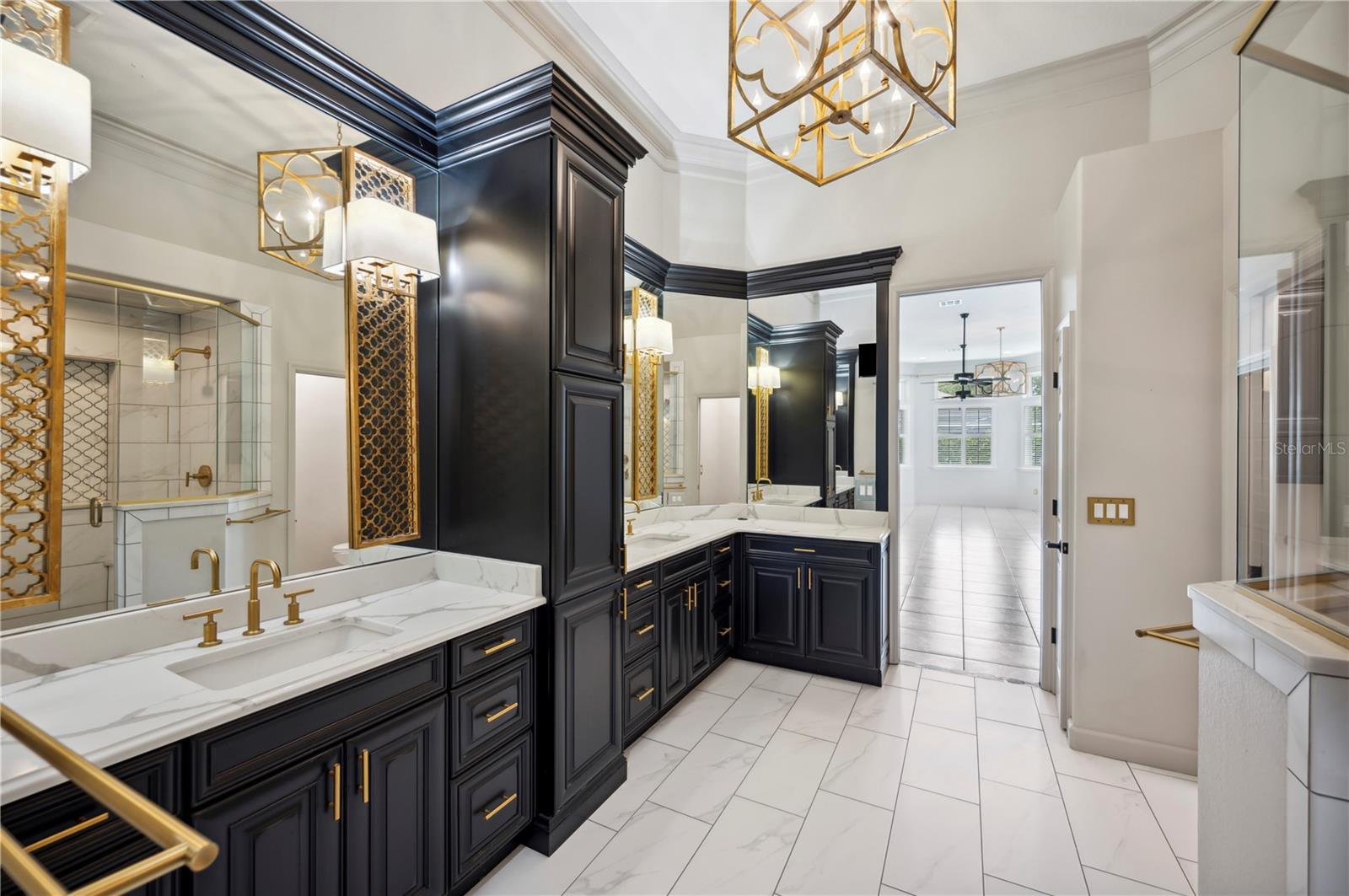 715 HANOVER CT