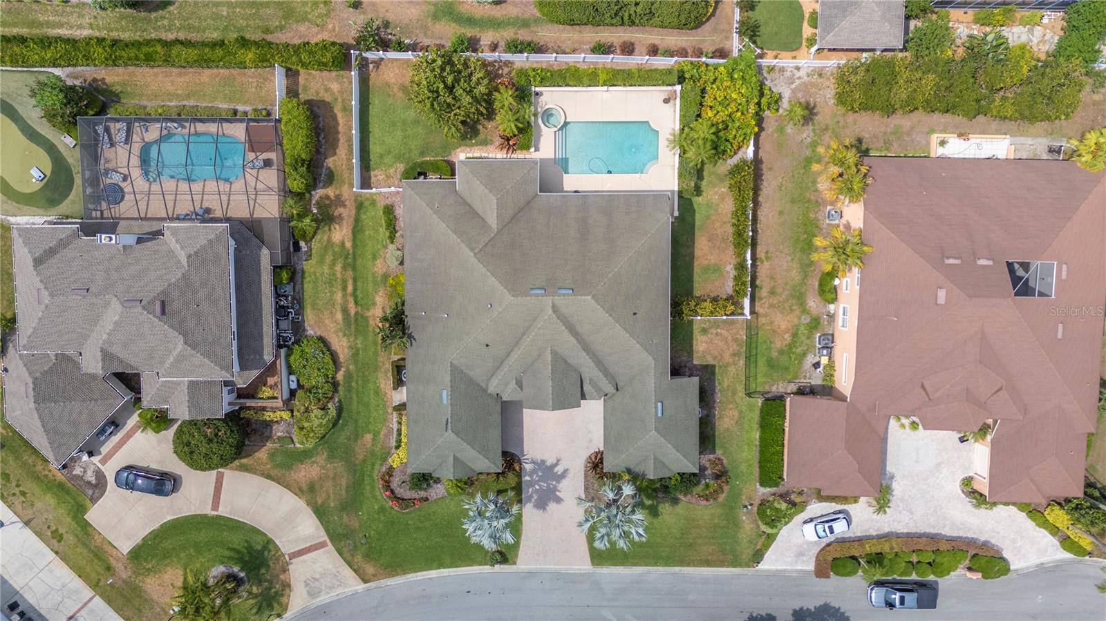 715 HANOVER CT