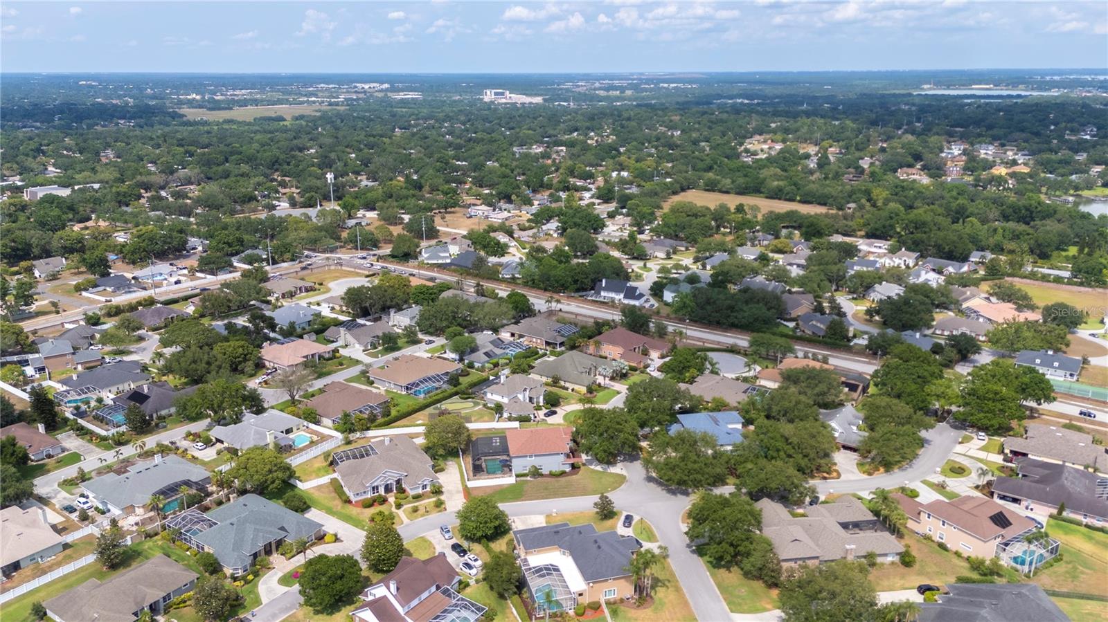 715 HANOVER CT