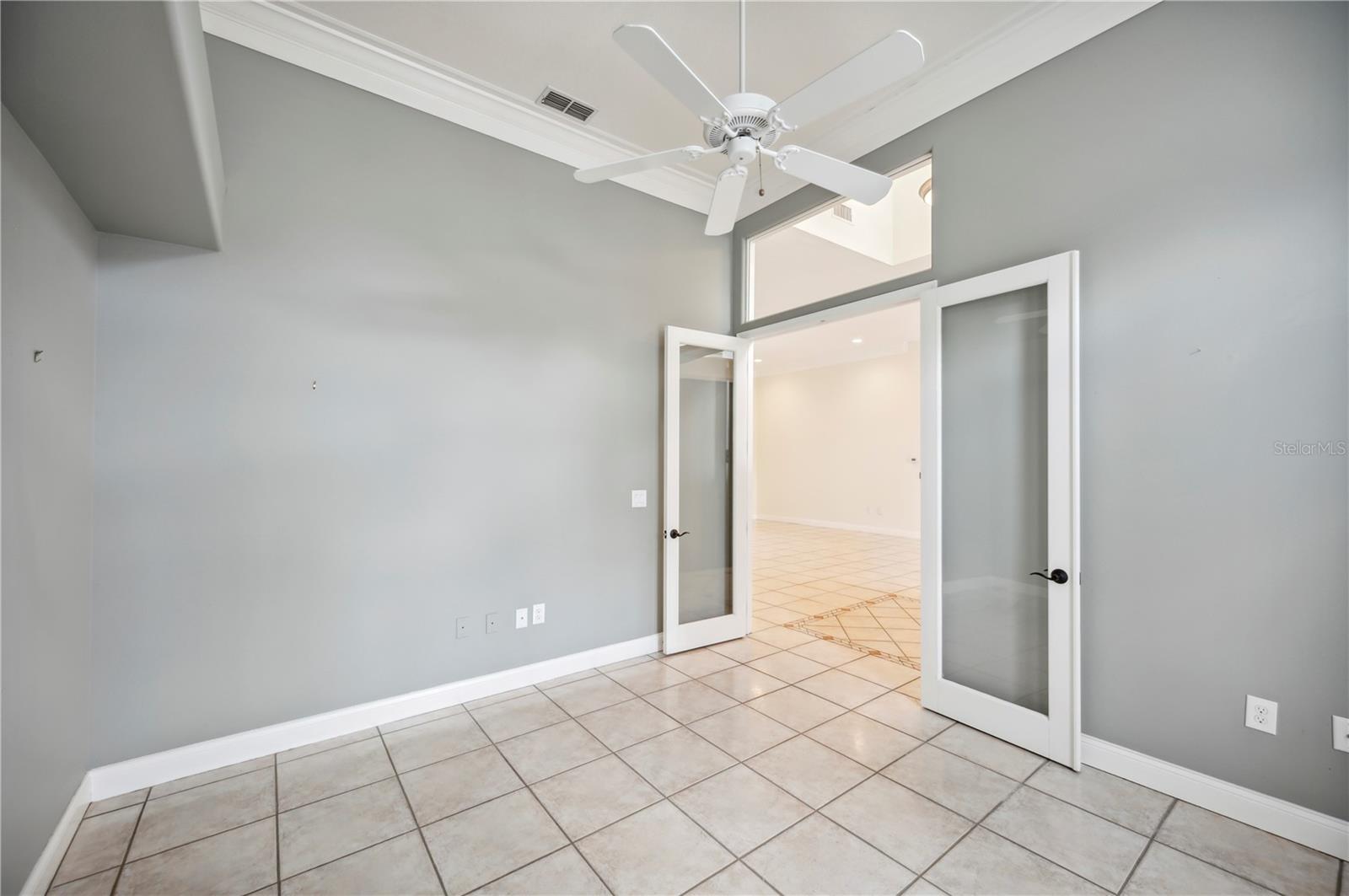 715 HANOVER CT