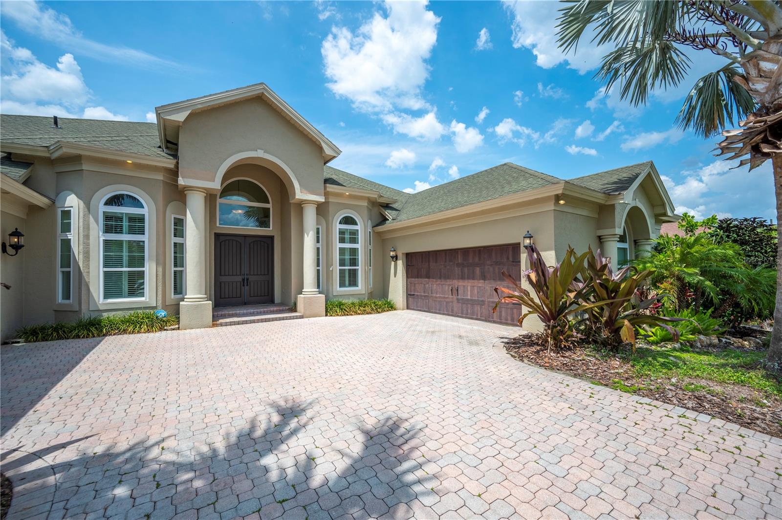715 HANOVER CT