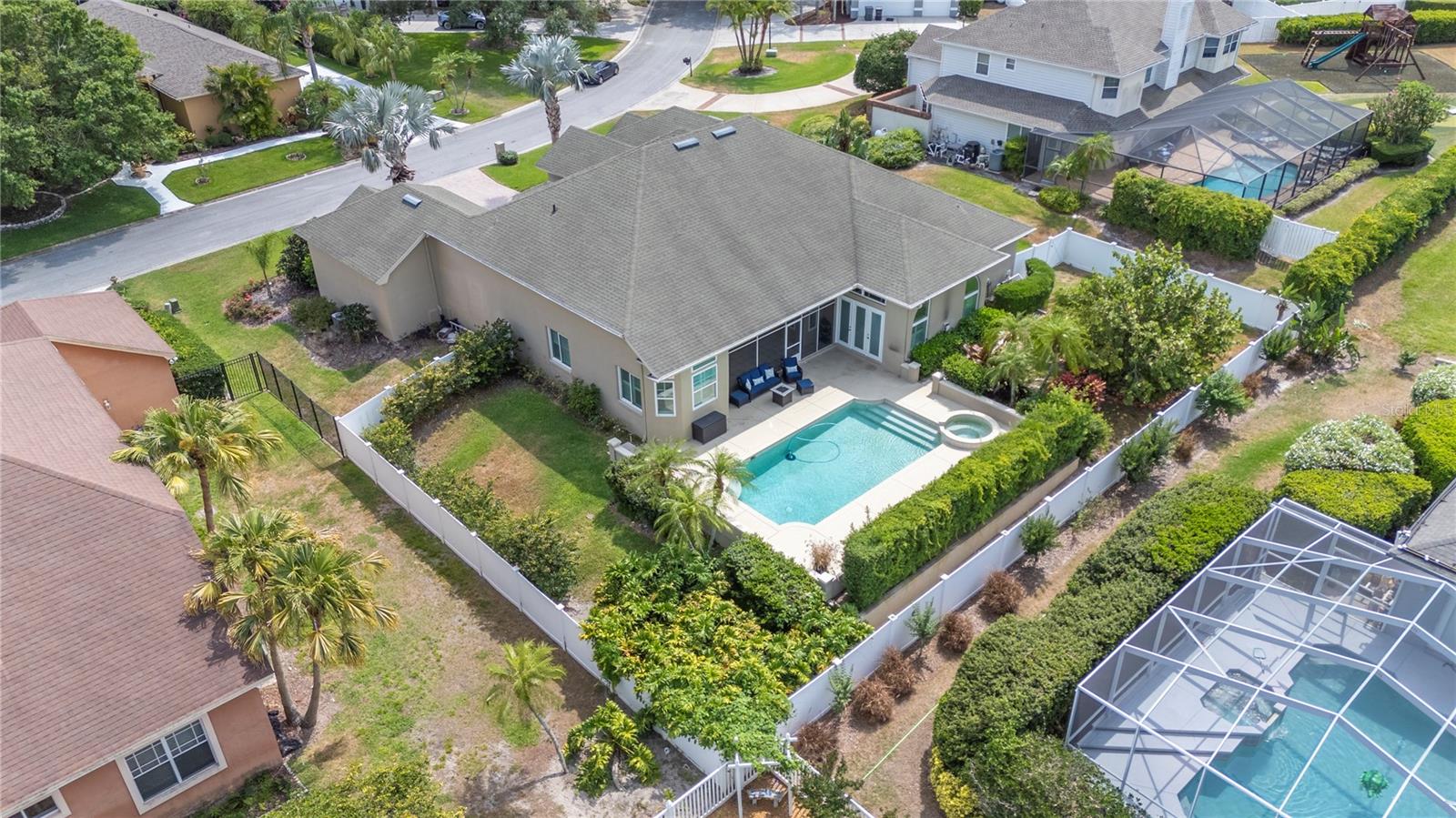 715 HANOVER CT