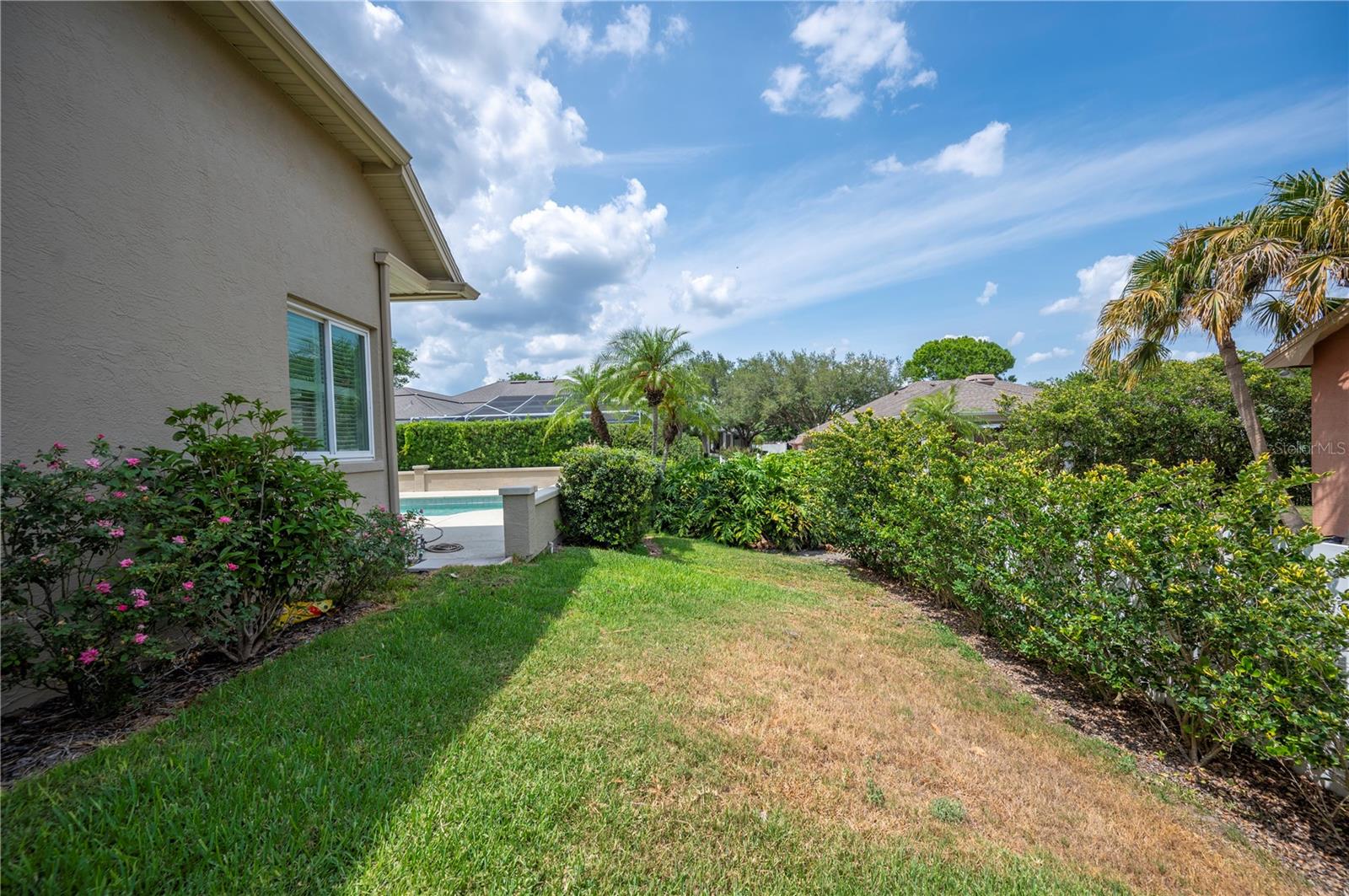 715 HANOVER CT