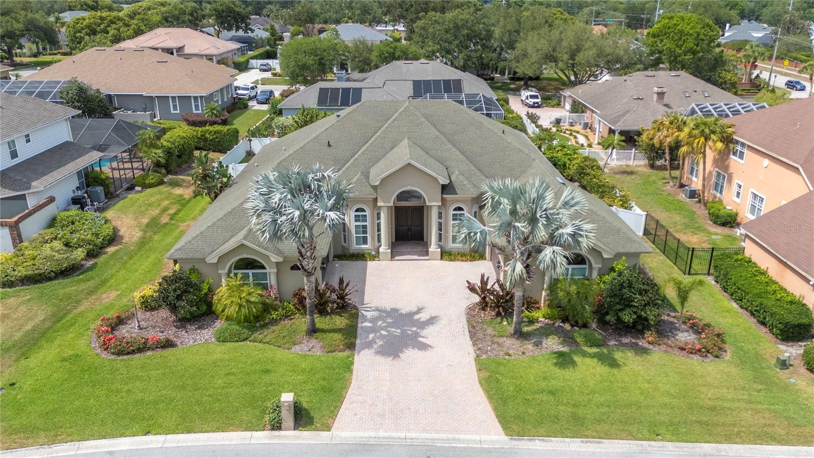 715 HANOVER CT