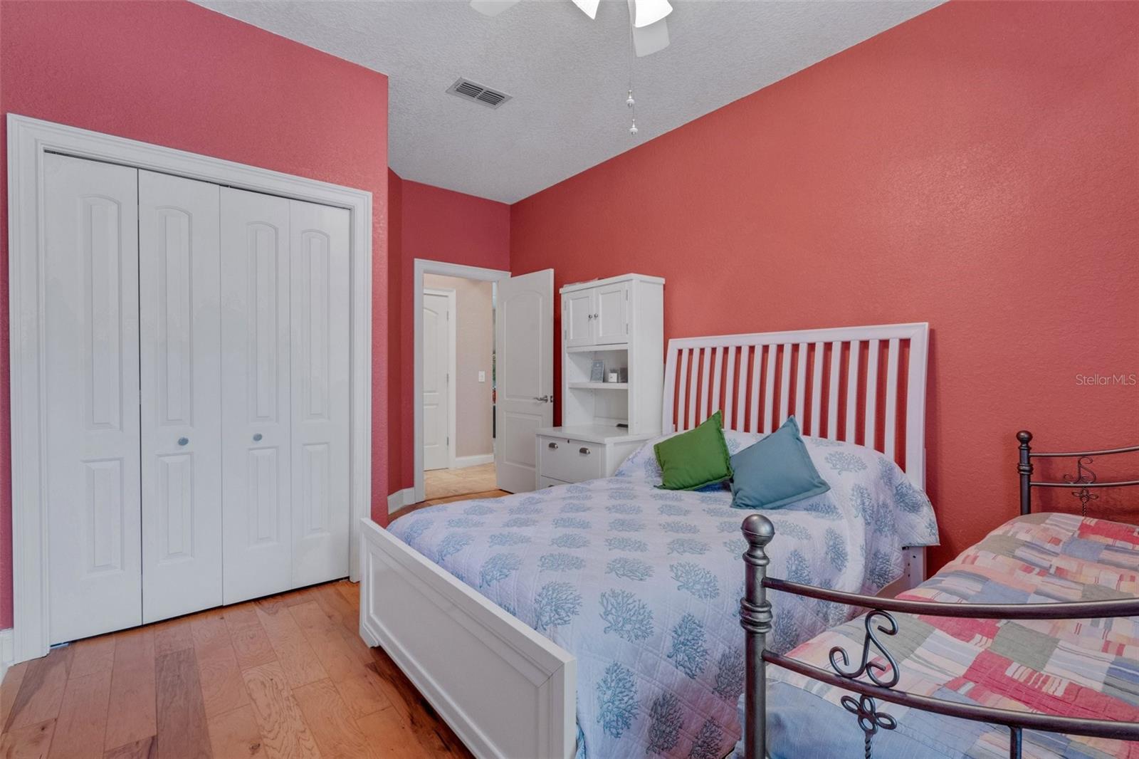 405 ENCLAVE PL #405