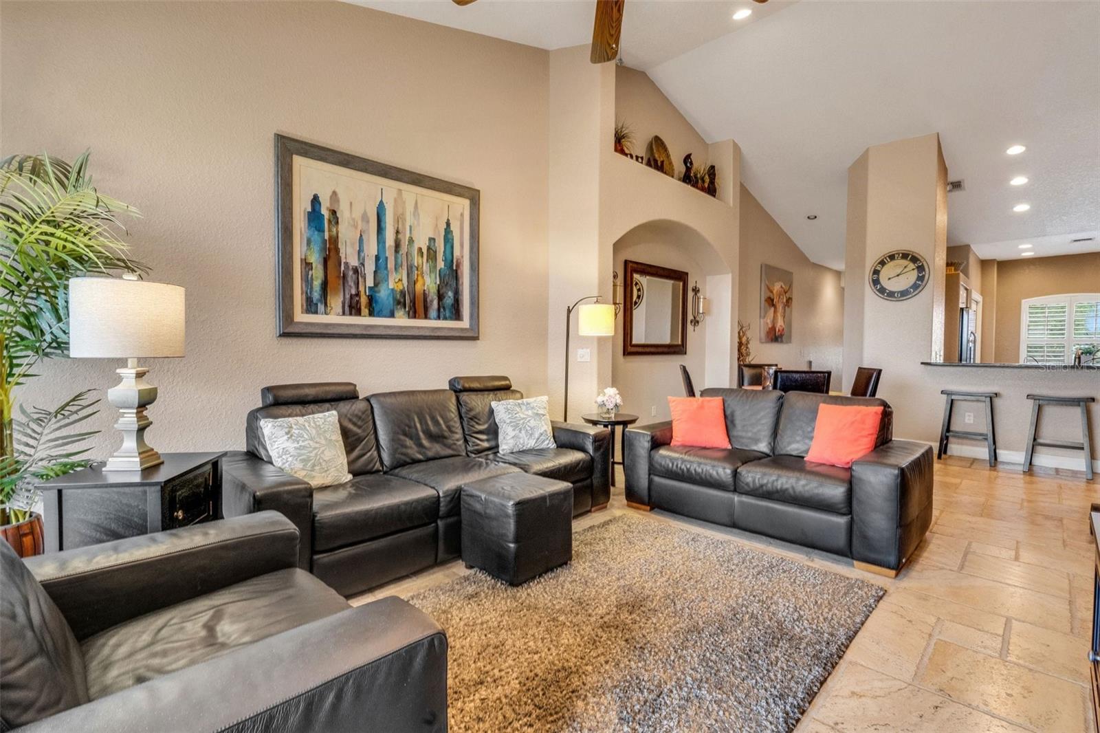 405 ENCLAVE PL #405