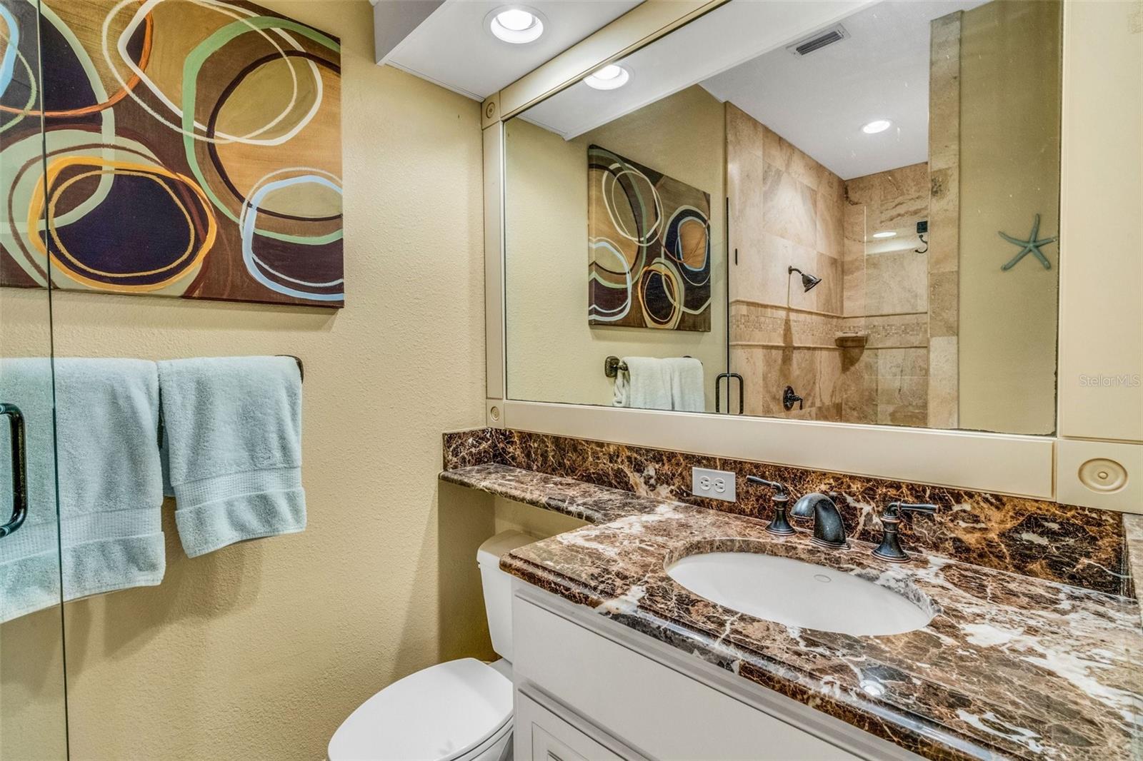 405 ENCLAVE PL #405