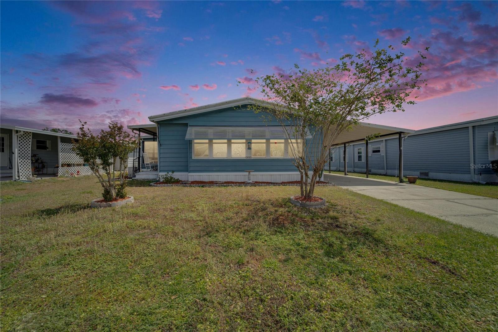 5015 FOX CLIFF DR