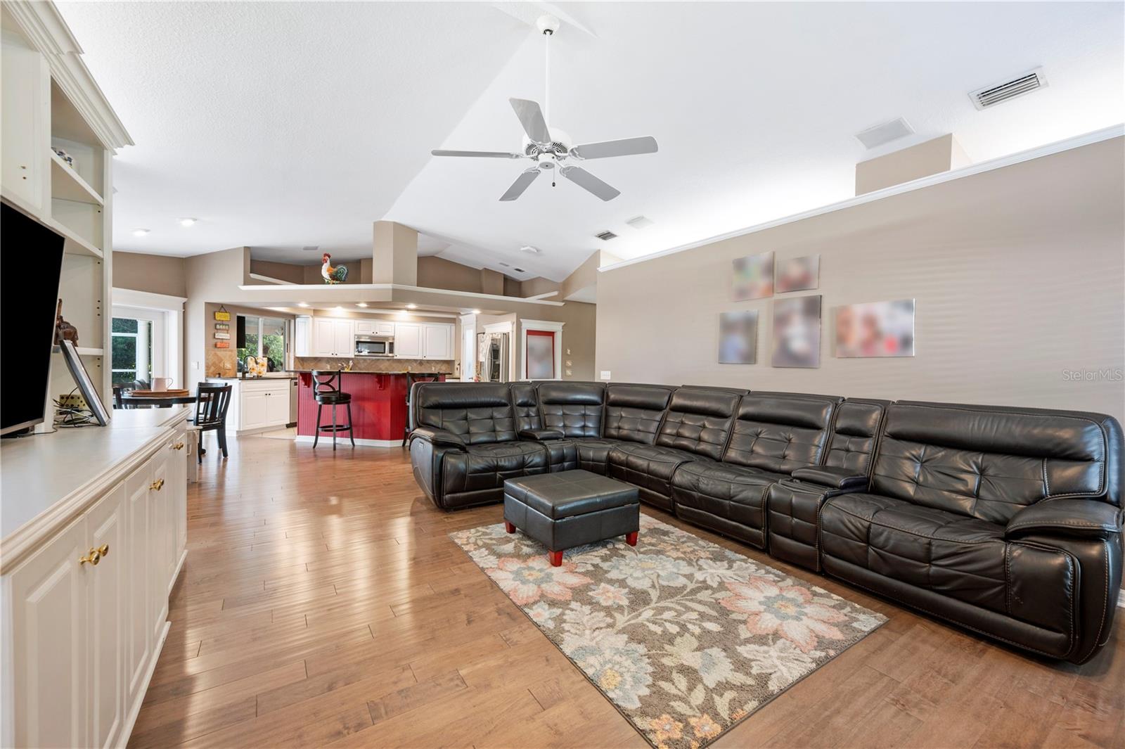 6911 WILDBERRY LN