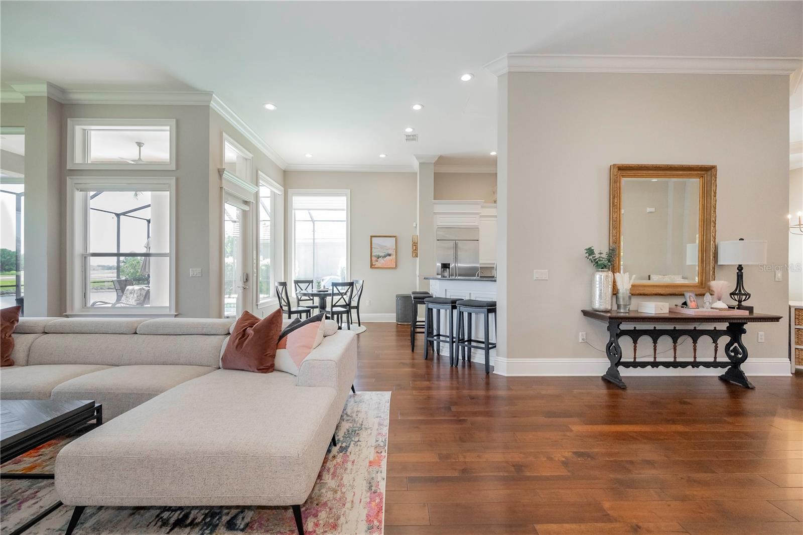 2710 BELLERIVE DR