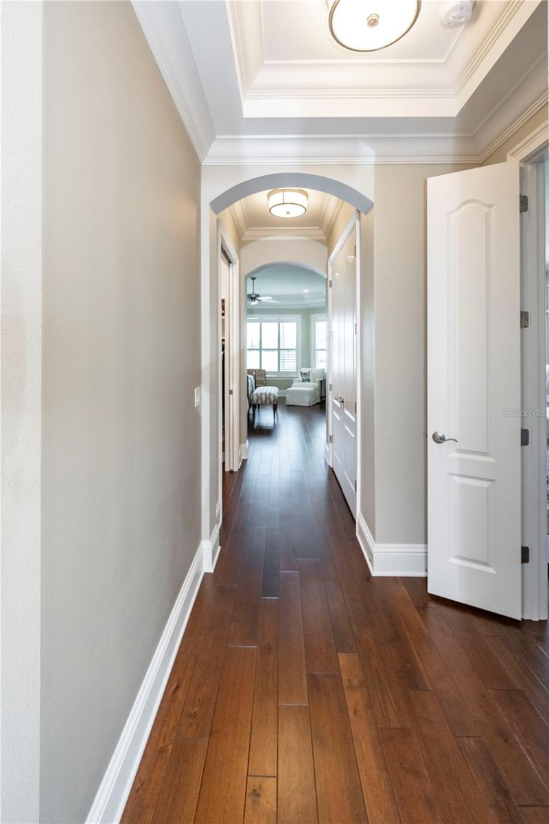 2710 BELLERIVE DR