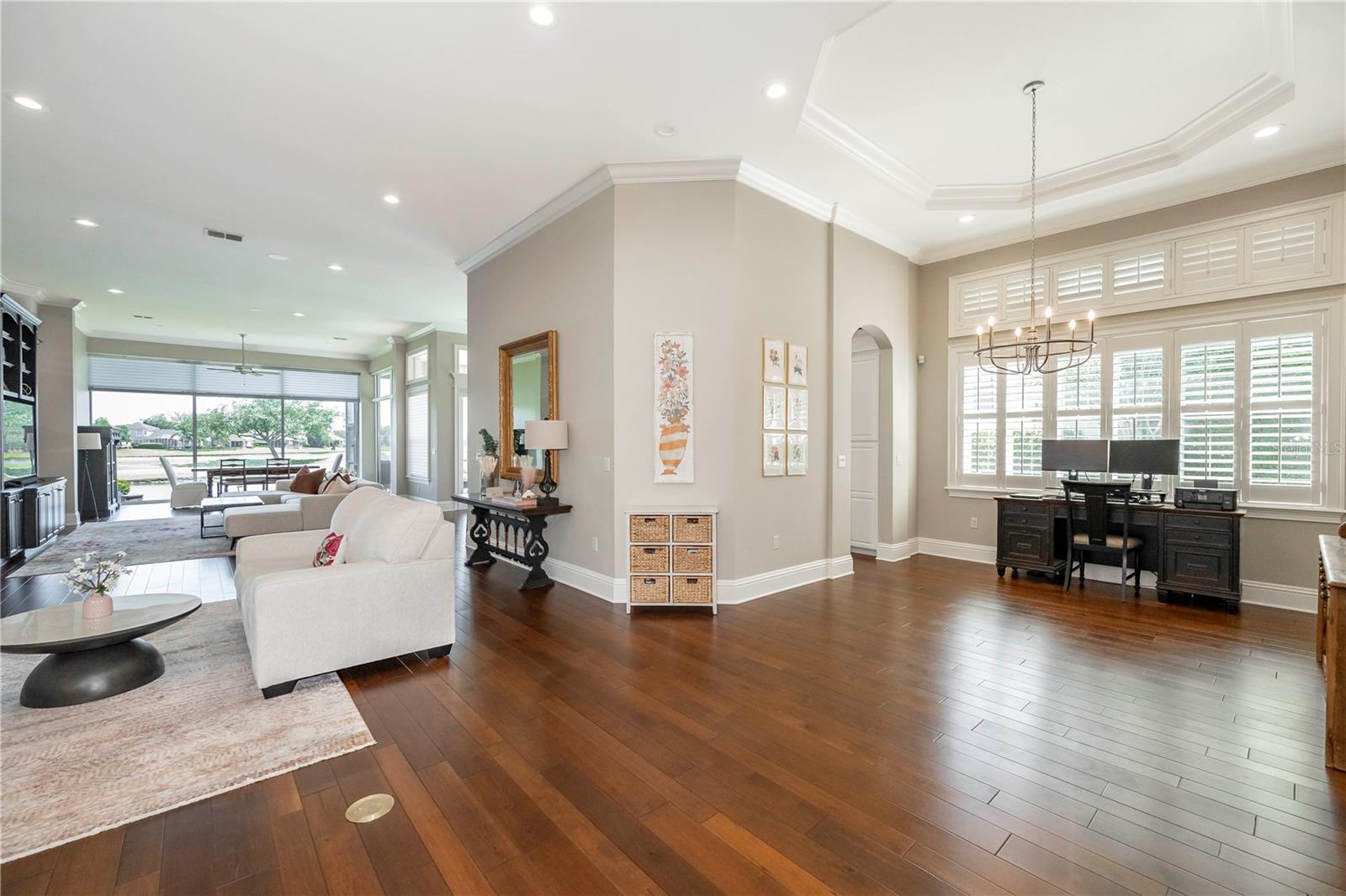 2710 BELLERIVE DR