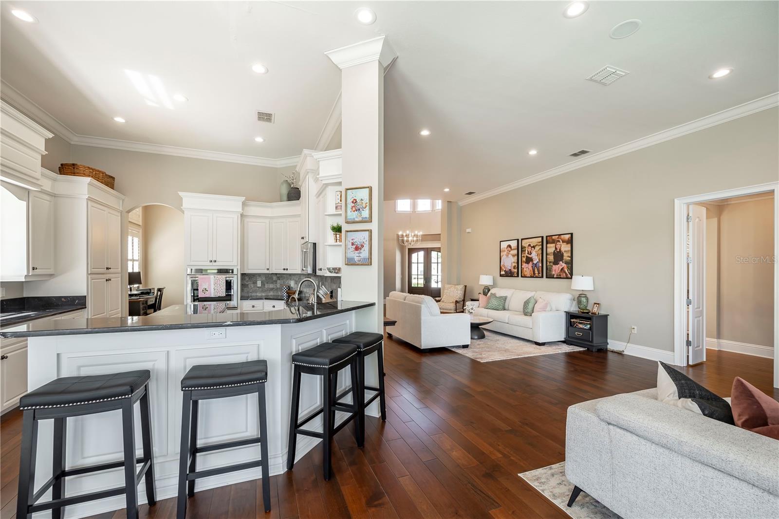 2710 BELLERIVE DR