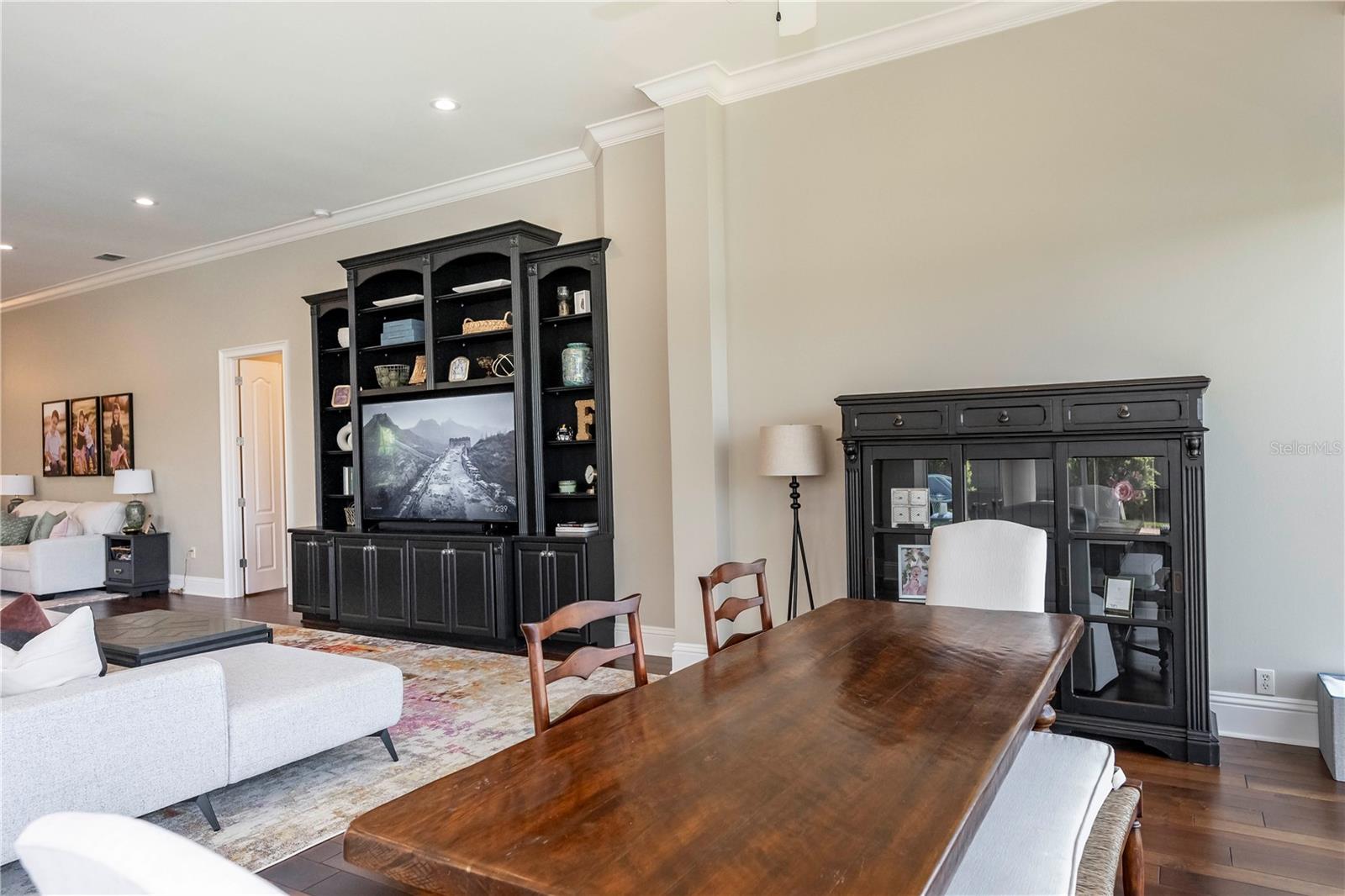 2710 BELLERIVE DR