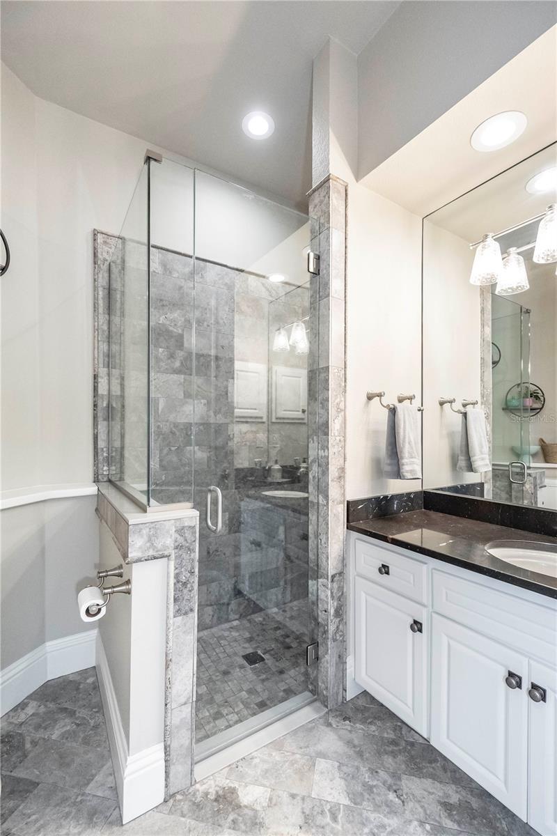 2710 BELLERIVE DR