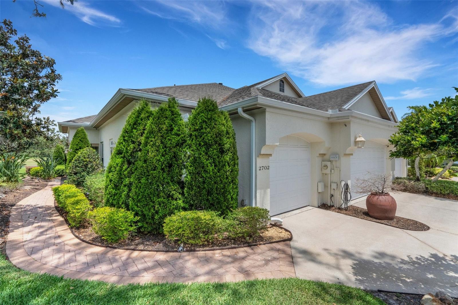 2702 PRESTWICK DR