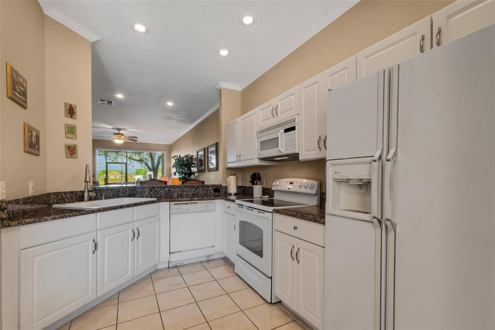 415 ENCLAVE PL #415