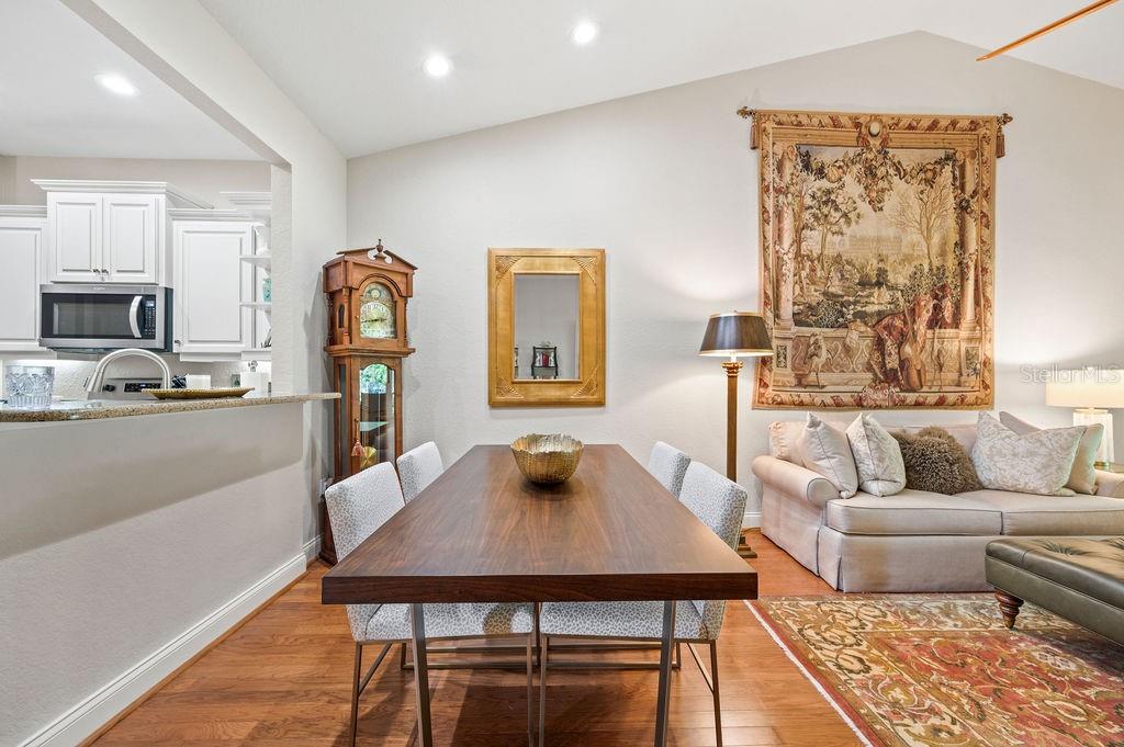 2965 MISSION LAKES DR