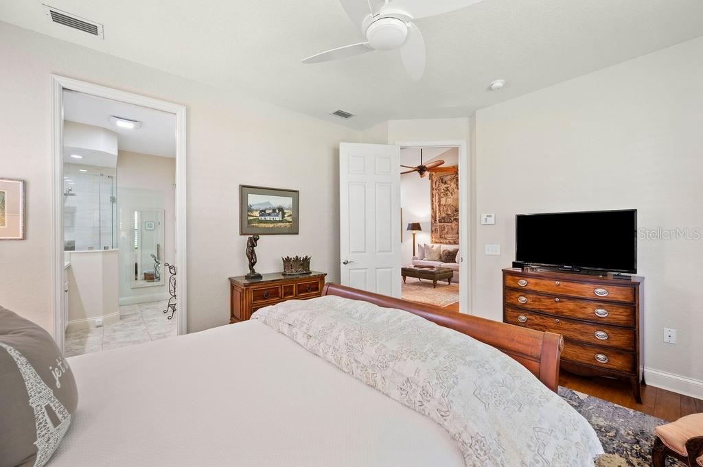 2965 MISSION LAKES DR