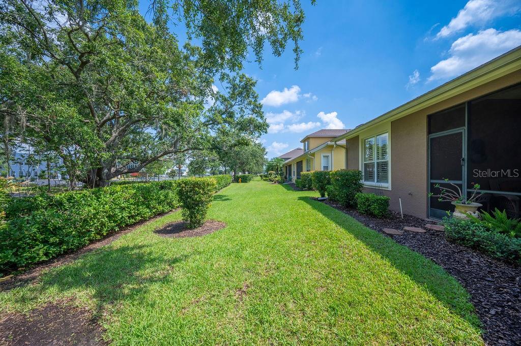 2965 MISSION LAKES DR