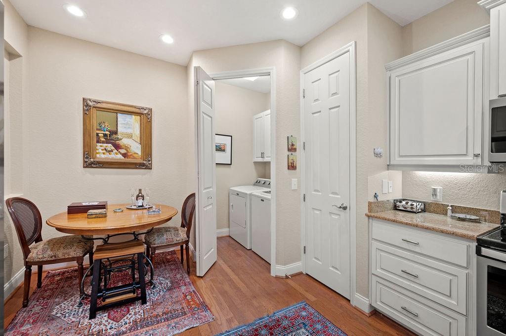 2965 MISSION LAKES DR