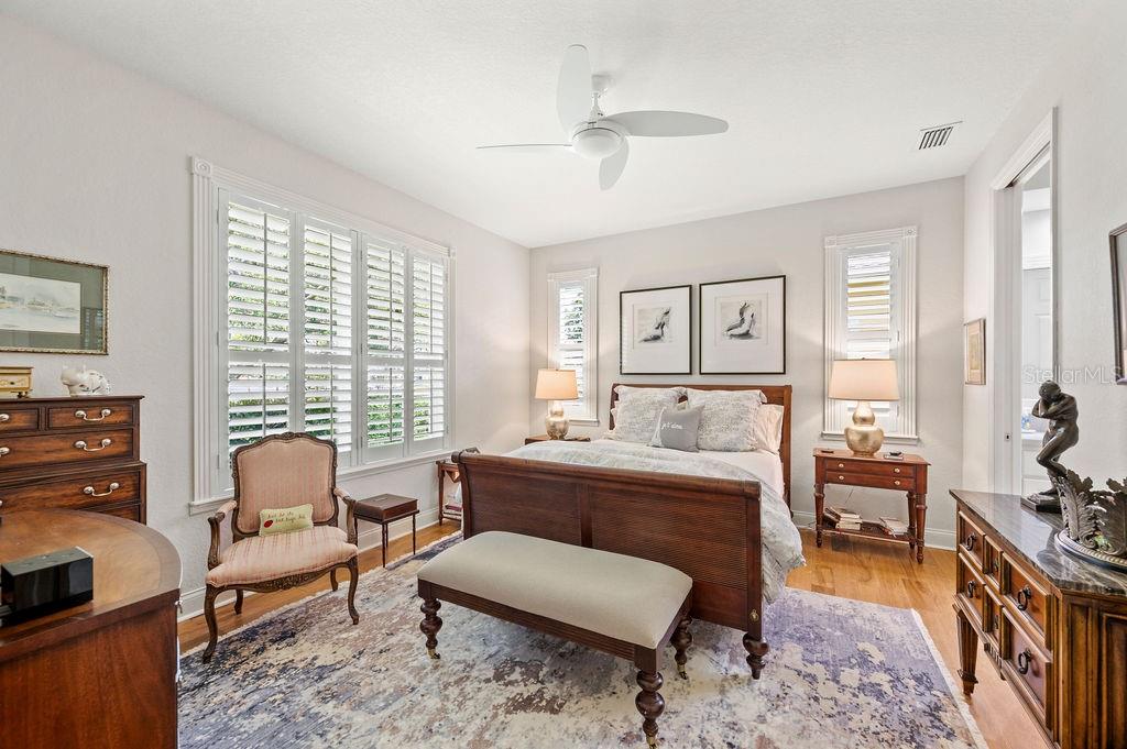 2965 MISSION LAKES DR