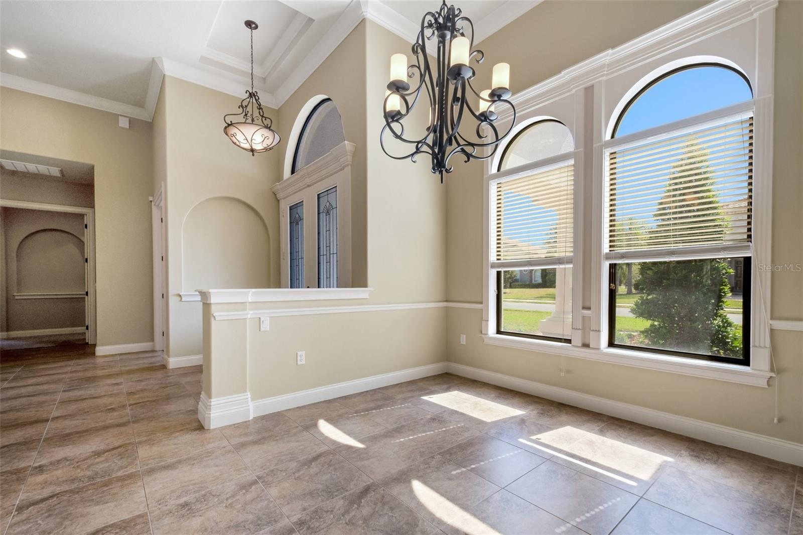 6527 EAGLE RIDGE WAY