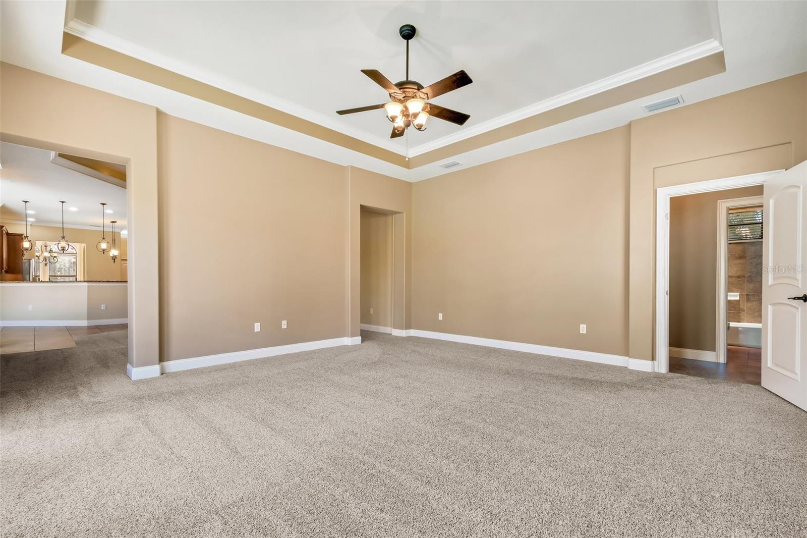 6527 EAGLE RIDGE WAY