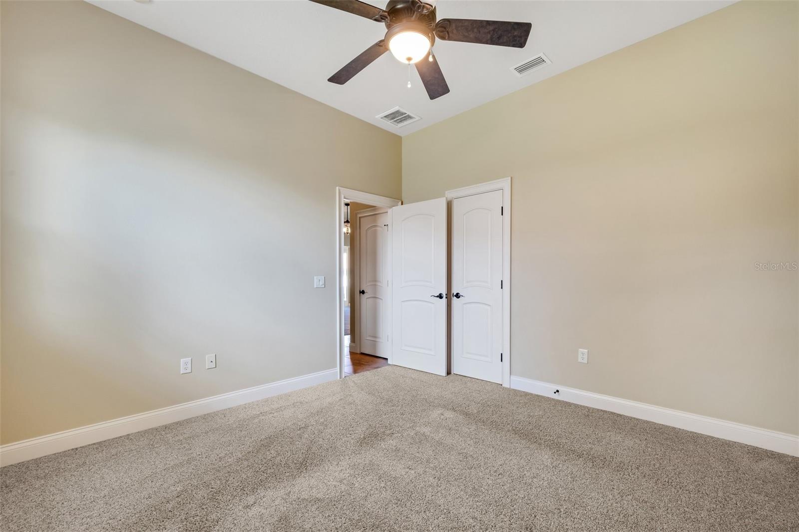 6527 EAGLE RIDGE WAY