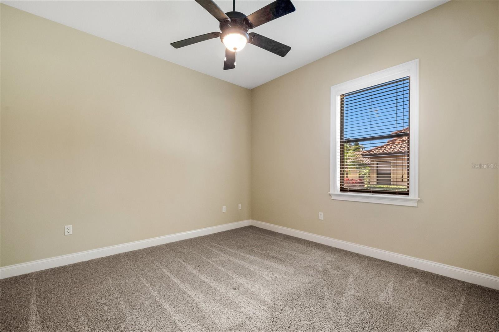 6527 EAGLE RIDGE WAY