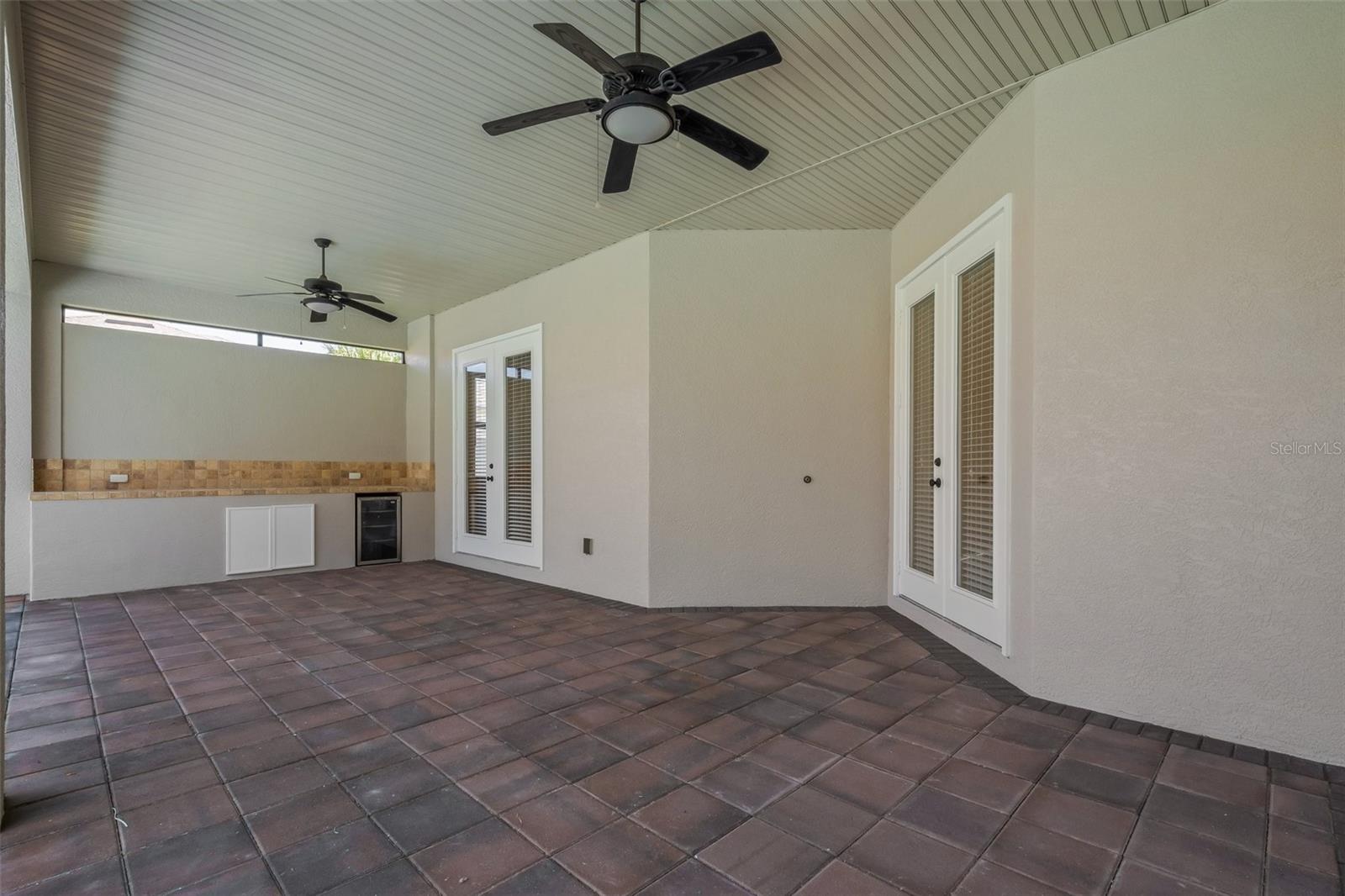 6527 EAGLE RIDGE WAY