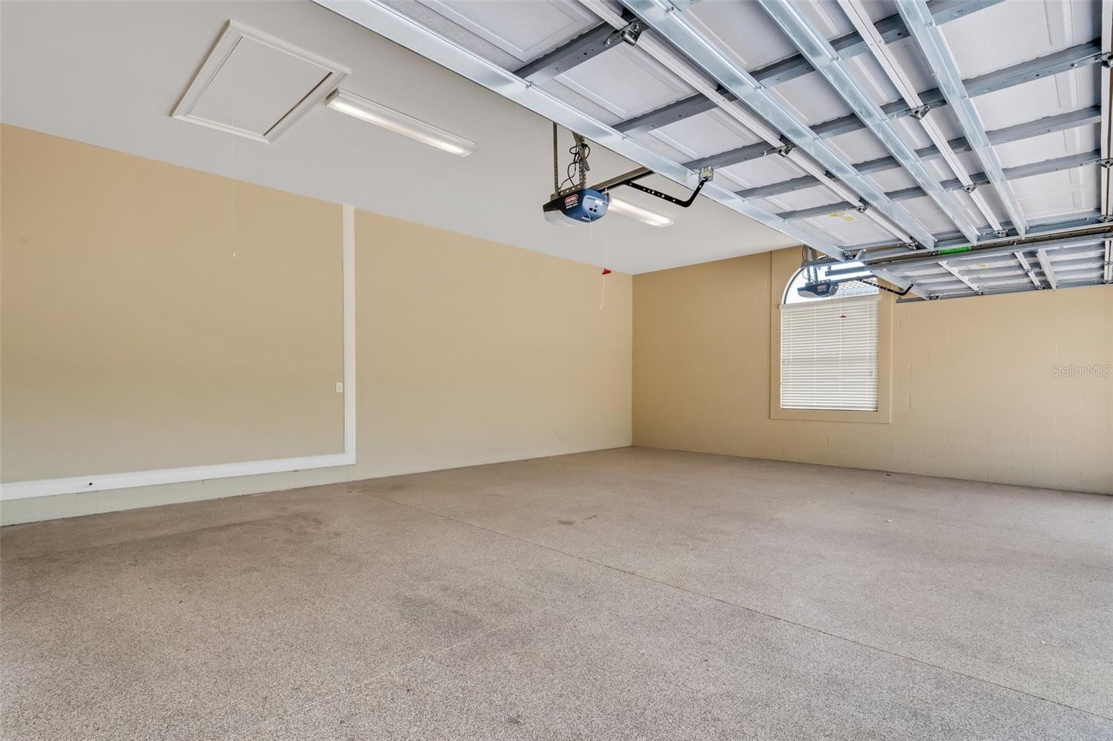 6527 EAGLE RIDGE WAY