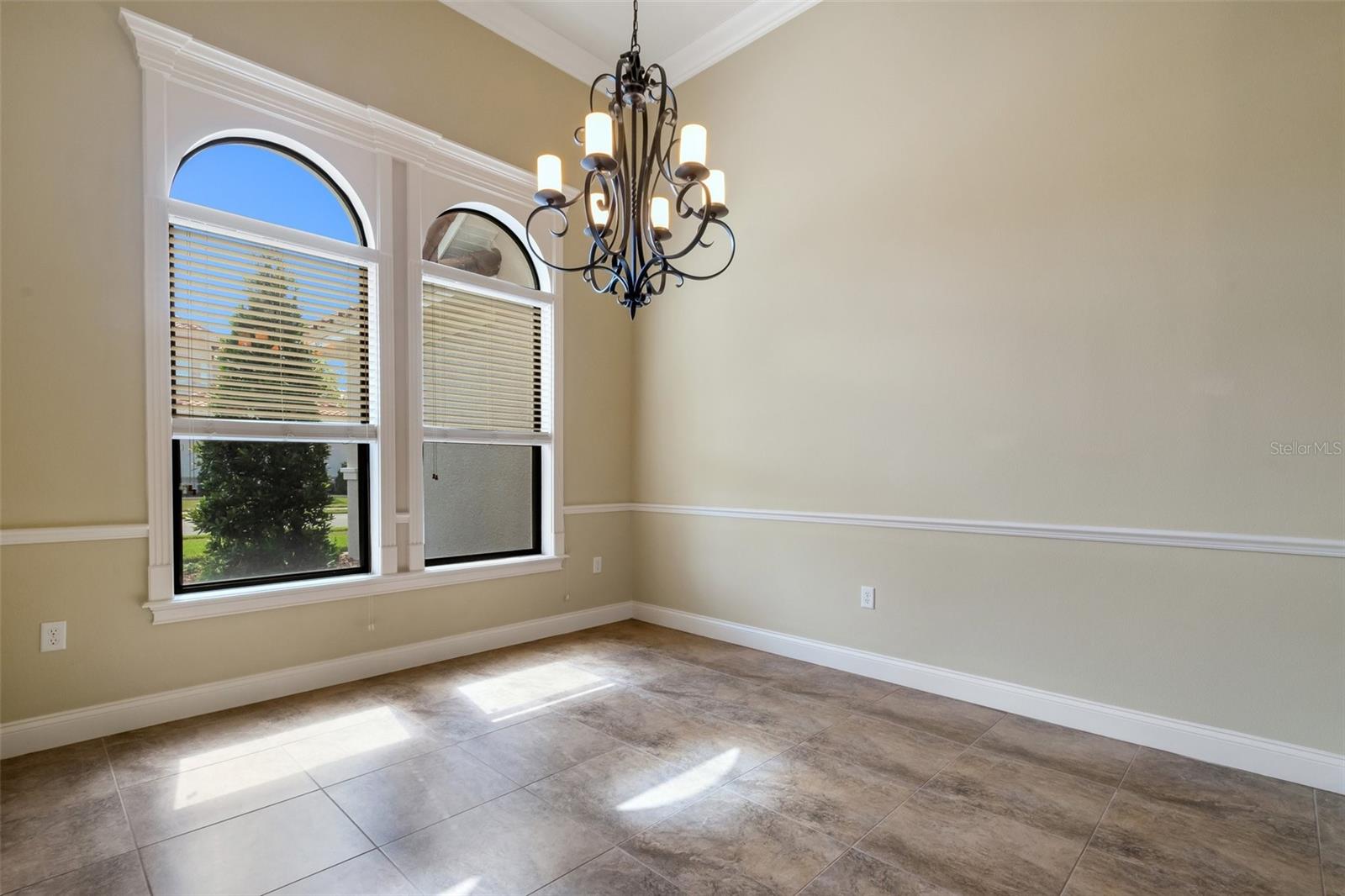 6527 EAGLE RIDGE WAY