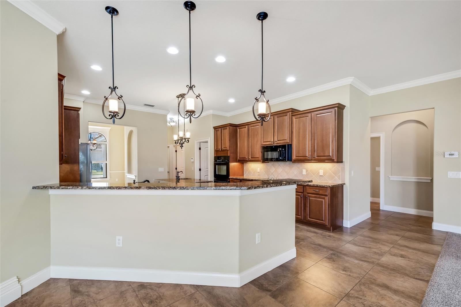 6527 EAGLE RIDGE WAY