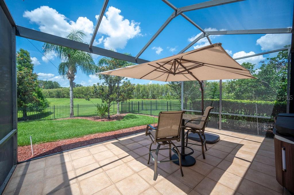 2425 LAUREL GLEN DR