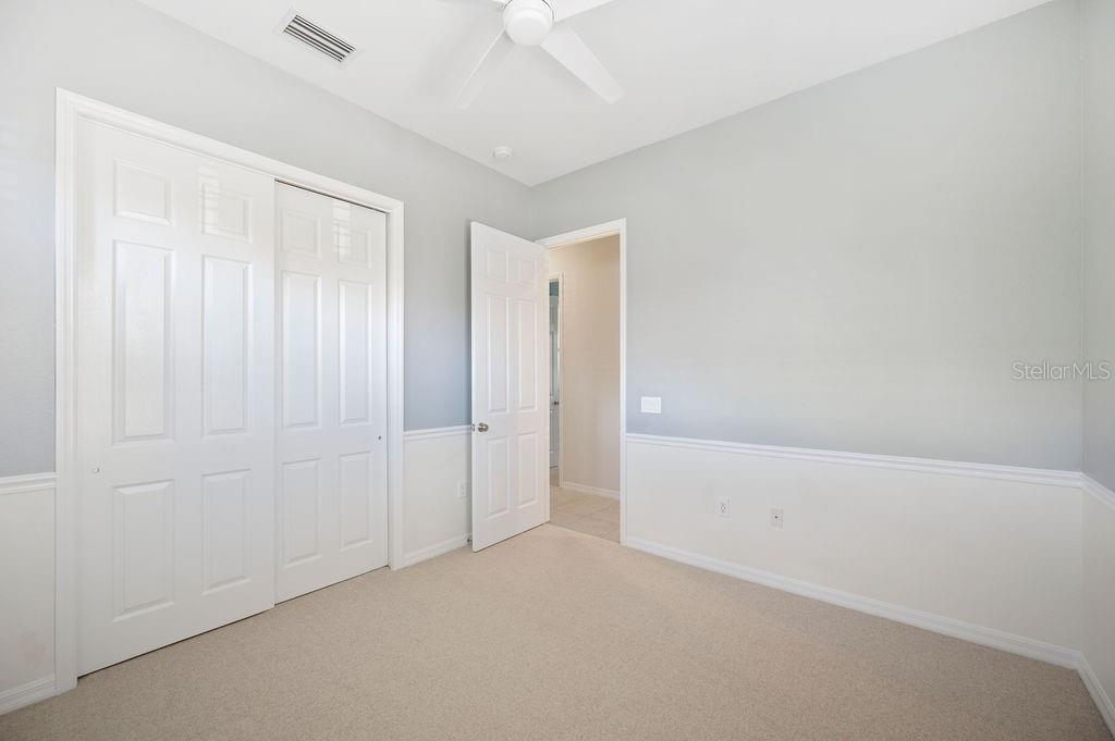 2425 LAUREL GLEN DR