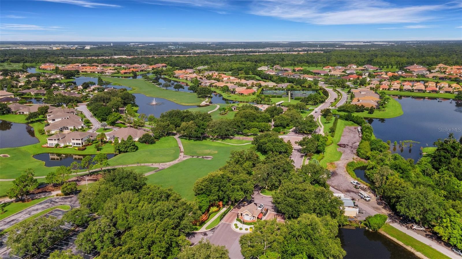2425 LAUREL GLEN DR