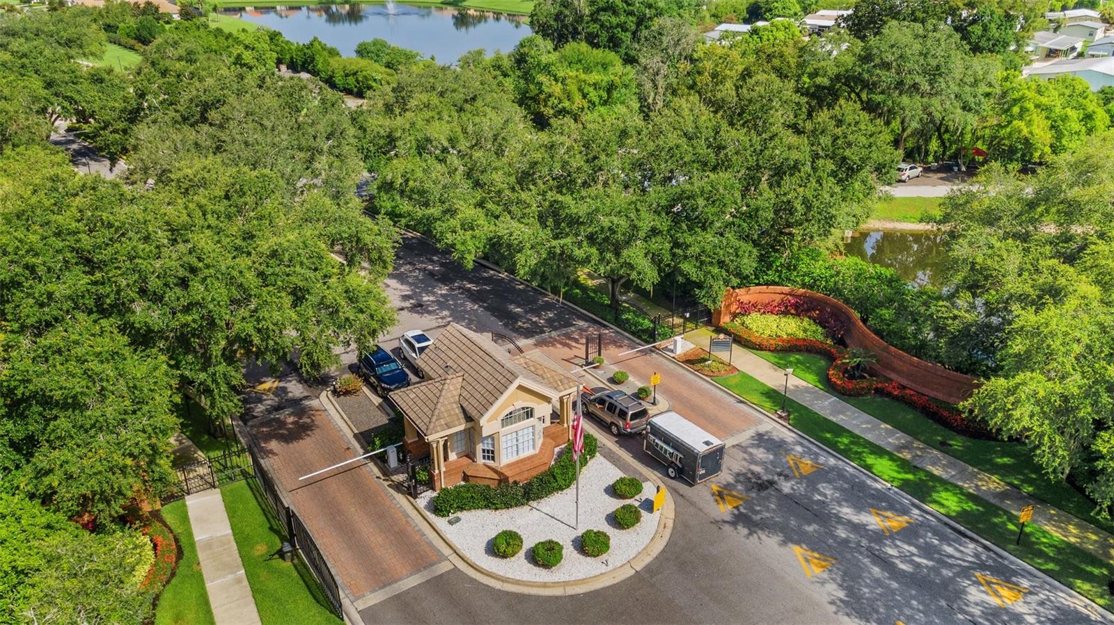 2425 LAUREL GLEN DR