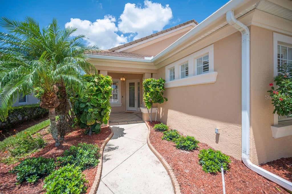 2425 LAUREL GLEN DR