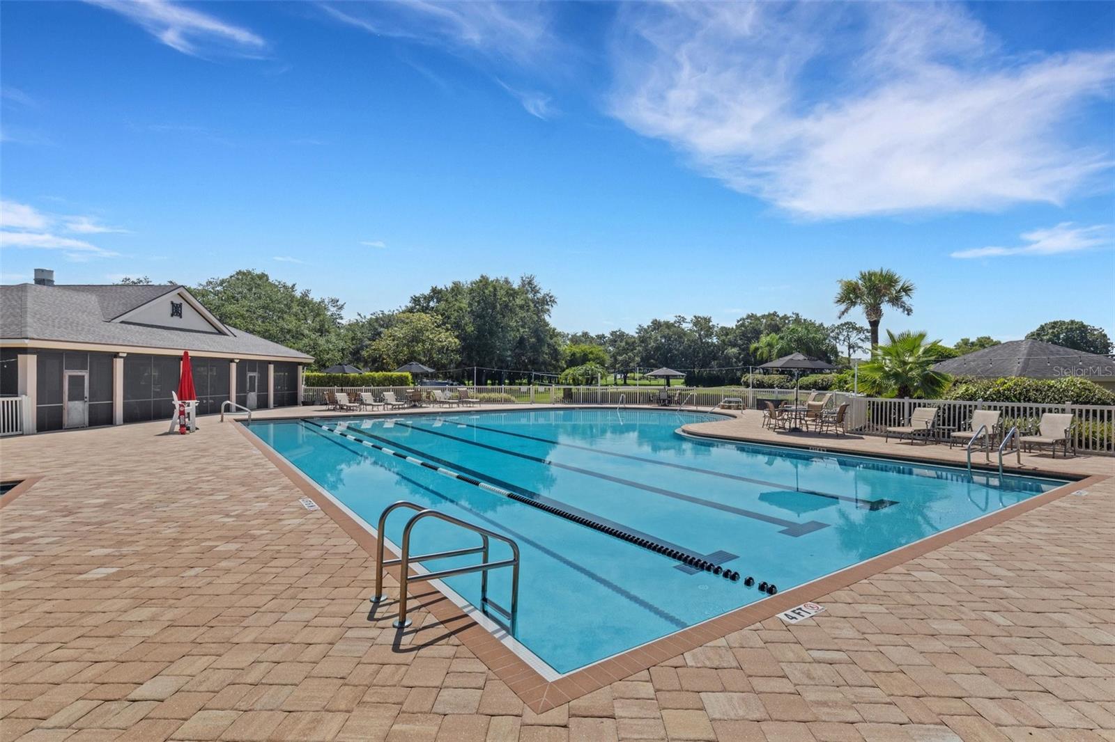 2425 LAUREL GLEN DR