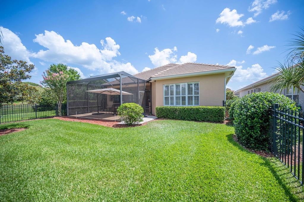 2425 LAUREL GLEN DR