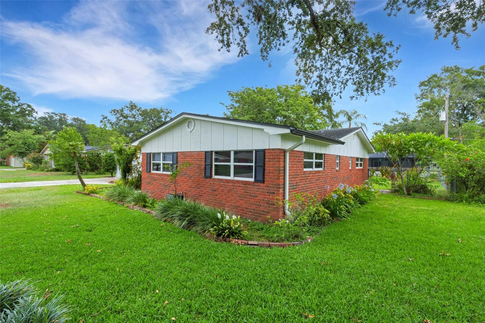 2632 HANDLEY BLVD