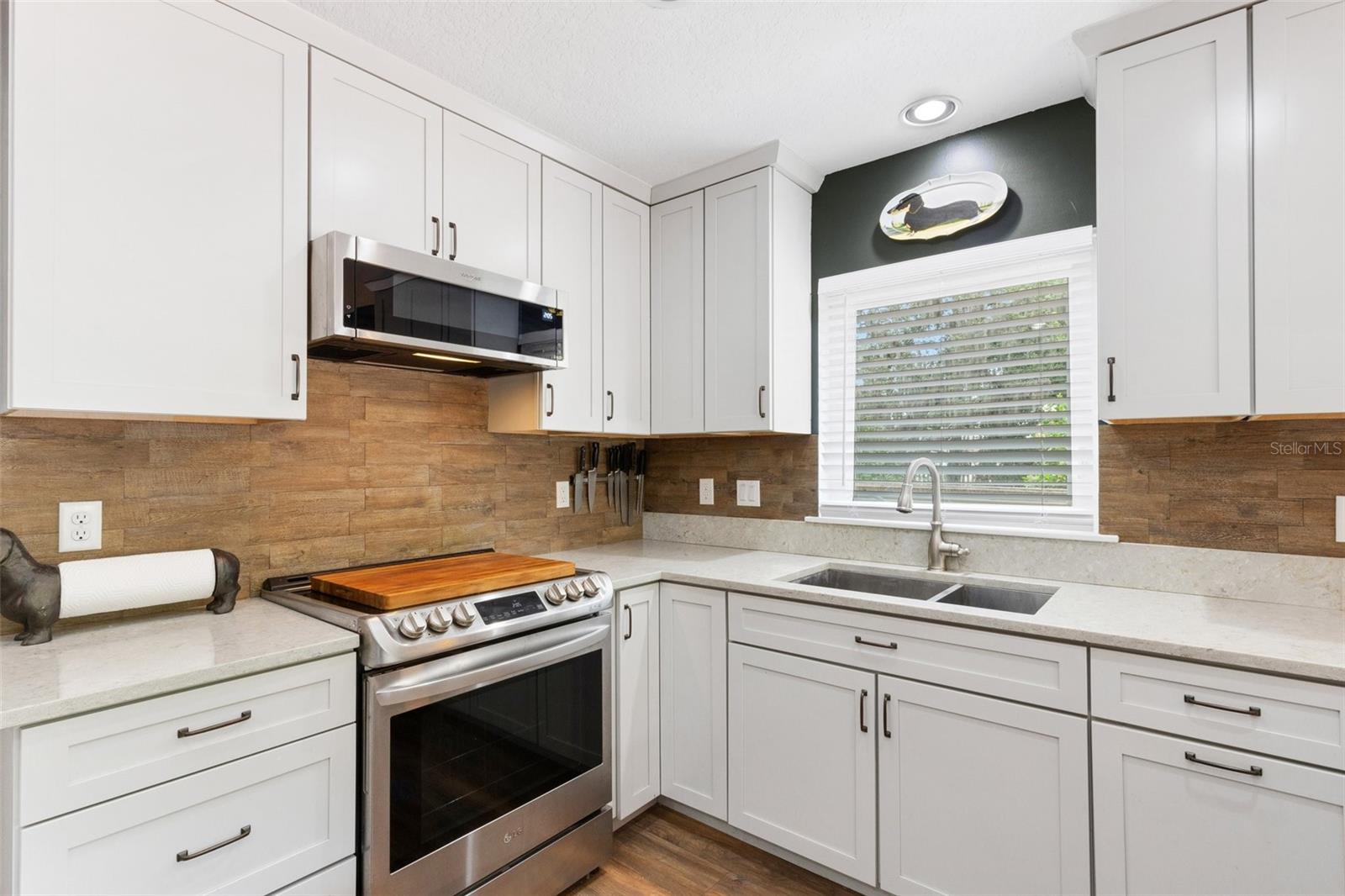 6819 BROKEN ARROW TRL S