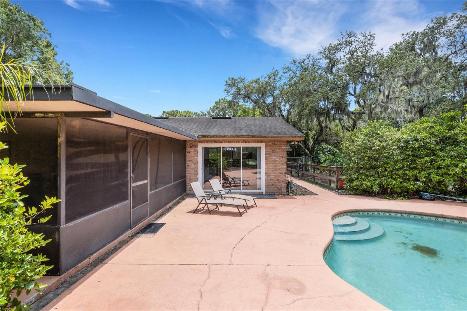 6819 BROKEN ARROW TRL S