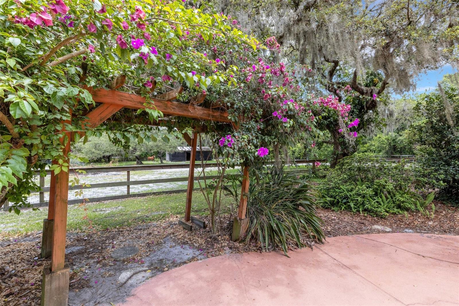 6819 BROKEN ARROW TRL S