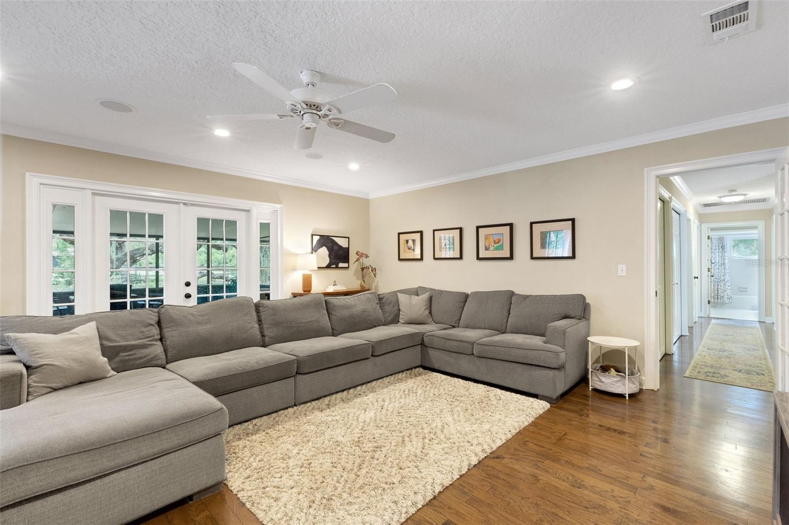 6819 BROKEN ARROW TRL S