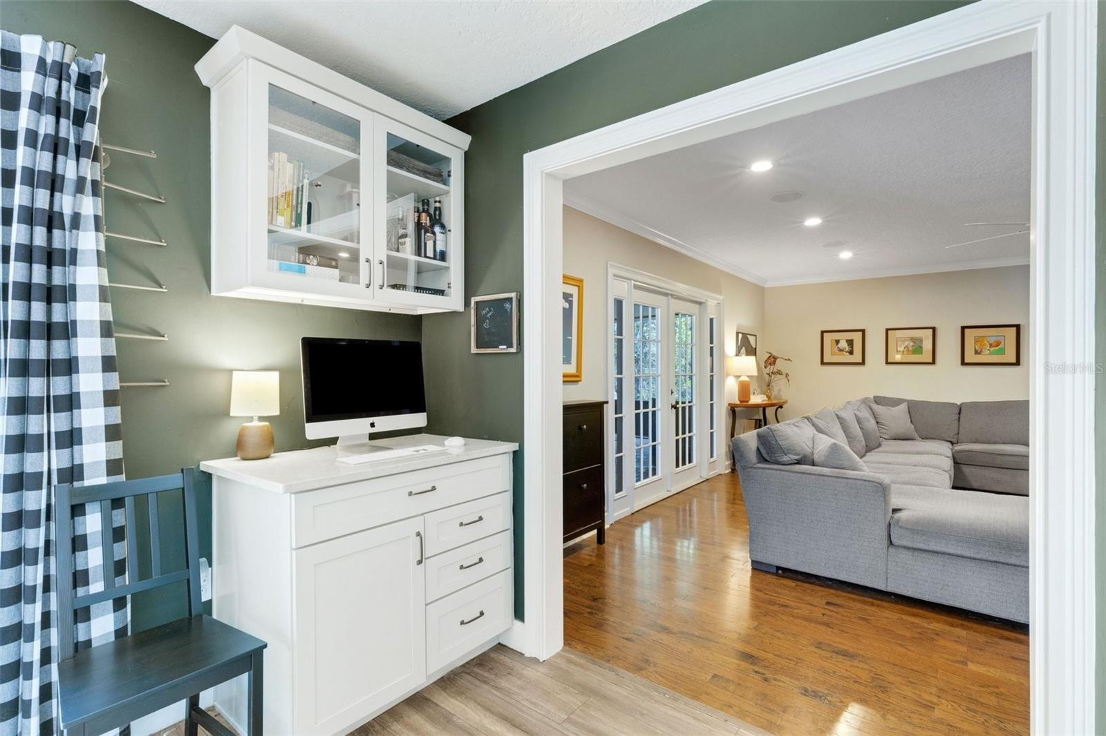 6819 BROKEN ARROW TRL S