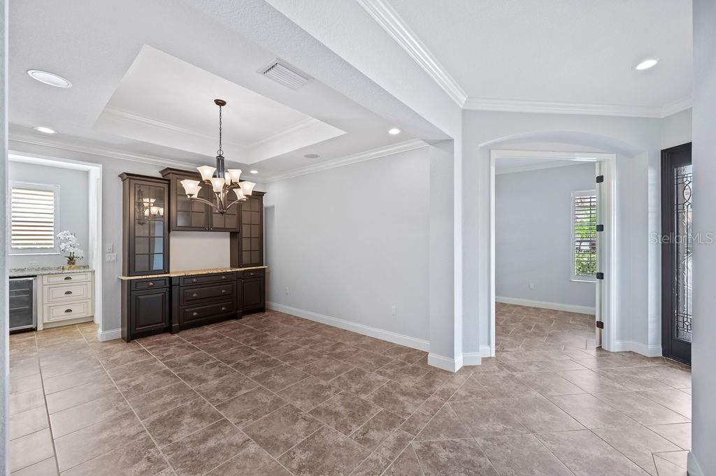 1739 LAUREL GLEN PL