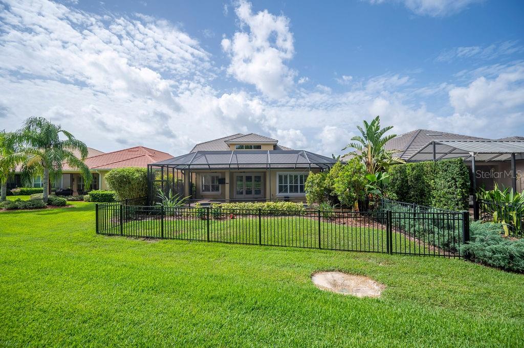 1739 LAUREL GLEN PL